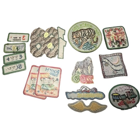 Brownies Girl Scouts Fly Up Wings Christmas Booth 100Cookies Levels Mixed Lot of - Picture 2 of 8